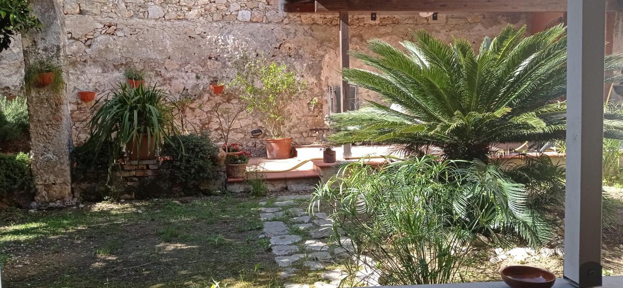 Villa The Old Garden à Gaète Extérieur photo